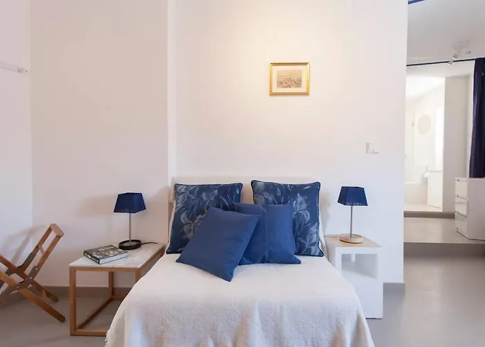 Sao Vicente 5 - Historic Flat In Central Lisbon